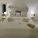 City Square Apartment