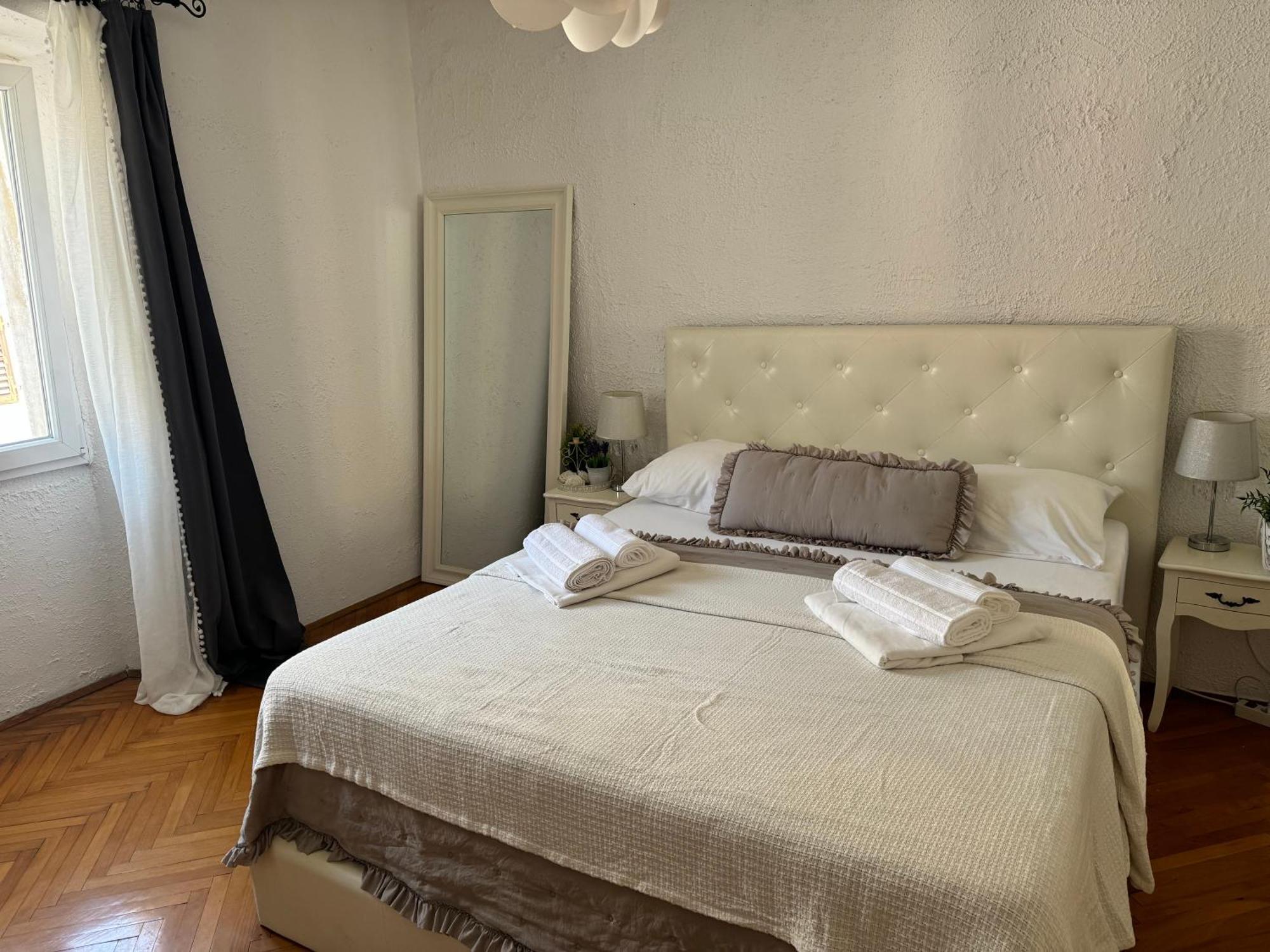Square Apartment Poreč